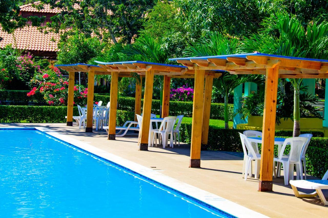 Deluxe Suites Guacamayos - Eco-Lodge & Swimming Pool Bonao Exterior photo